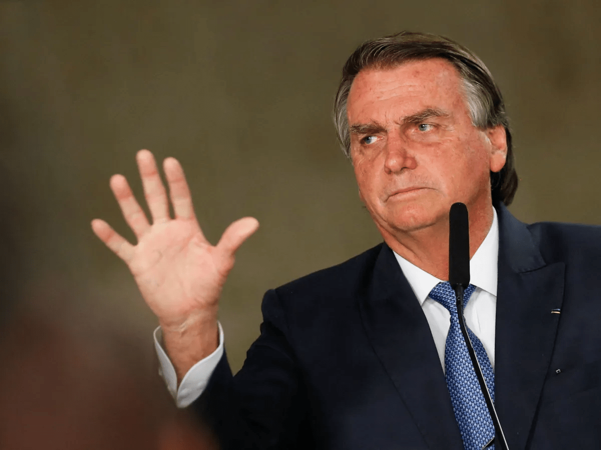 URGENTE Bolsonaro disse que não tomou vacina contra a covid 19 e irá