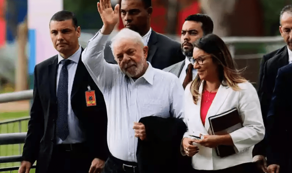 Nova Viagem Lula Embarca Hoje Rumo A Londres Para Participar Da