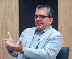 Desembargador se declara impedido em caso de jornalista acusado de suposta difamação de promotor em Pernambuco