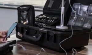 Exército comprou equipamento espião capaz de escutar suas conversas através de seu celular