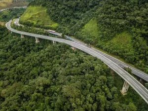 ‘Rota do pó’: Facção criminosa utiliza maior rodovia do Brasil como ‘plano B’ para tráfico internacional
