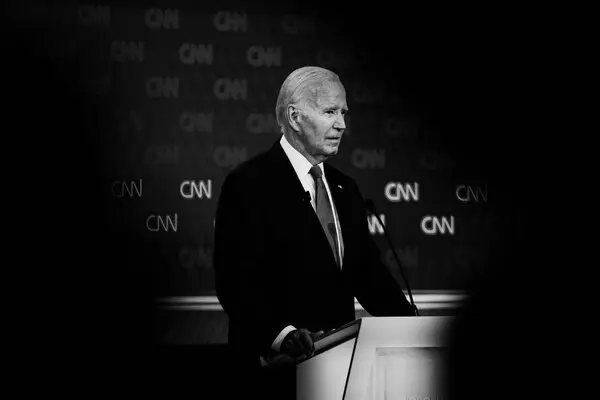 New York Times publica editorial pedindo que Biden deixe a corrida presidencial