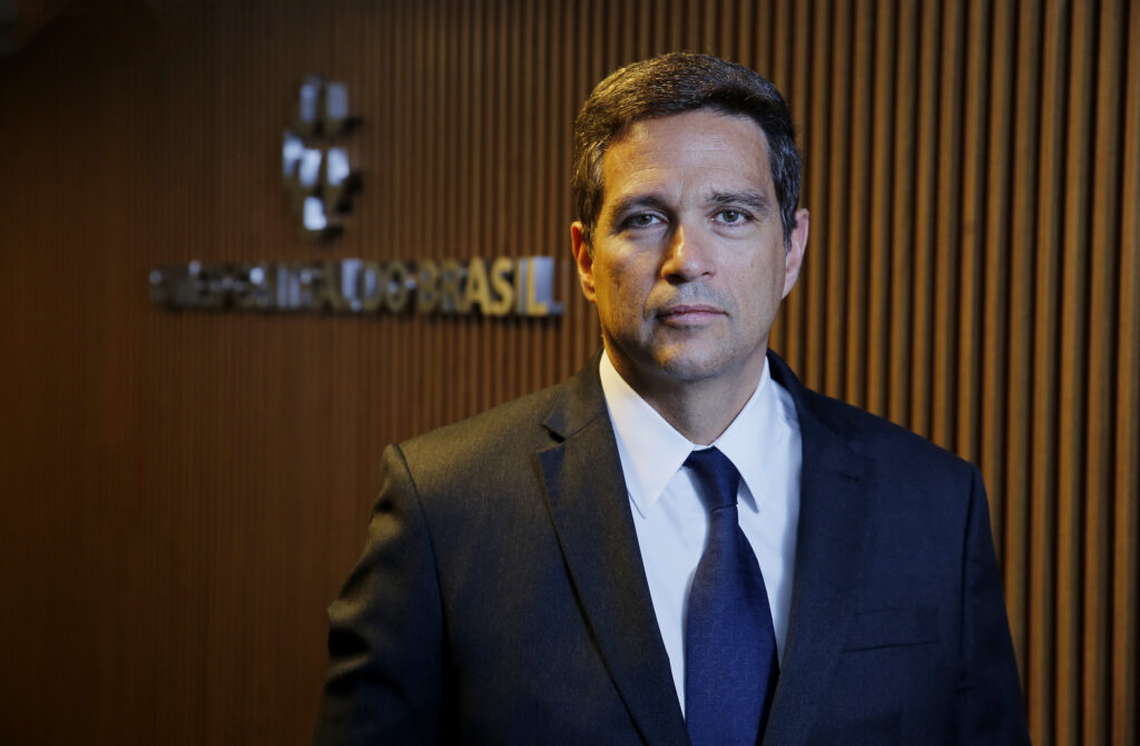 PT, no poder, tenta amordaçar chefe do Banco Central, diz imprensa internacional 1