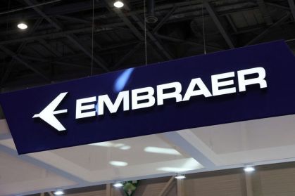Logo da Embraer em Genebra