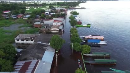 Cidade na fronteira entre Colômbia e Venezuela fica submersa após chuvas fortes