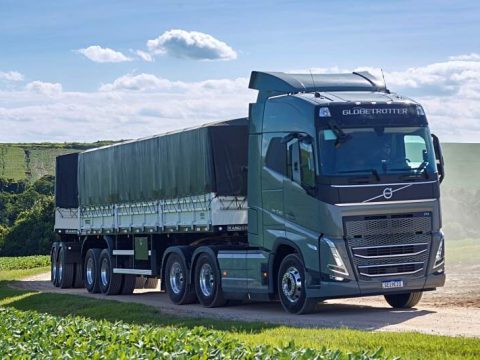 Volvo FH 6x4 Cross Country.