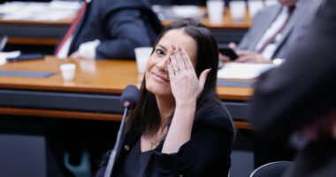 Deputada federal Amália Barros morre aos 39 anos 1