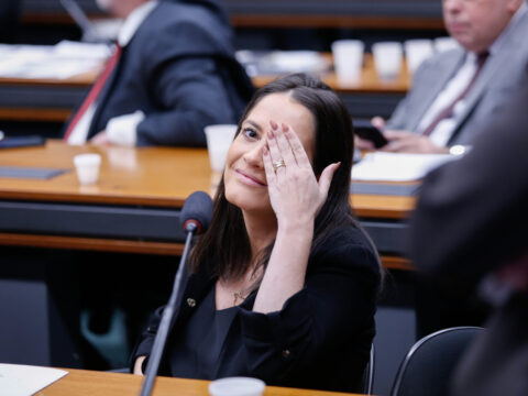 Deputada federal Amália Barros morre aos 39 anos 1