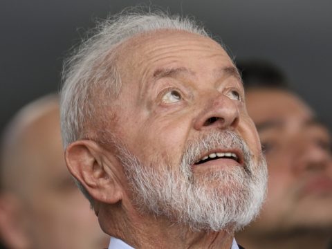 Governo Lula bate recorde em emendas e libera R$ 4,9 bilhões em um único dia para deputados 1